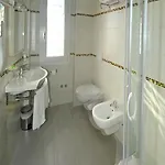 Zenith Hotel 3*