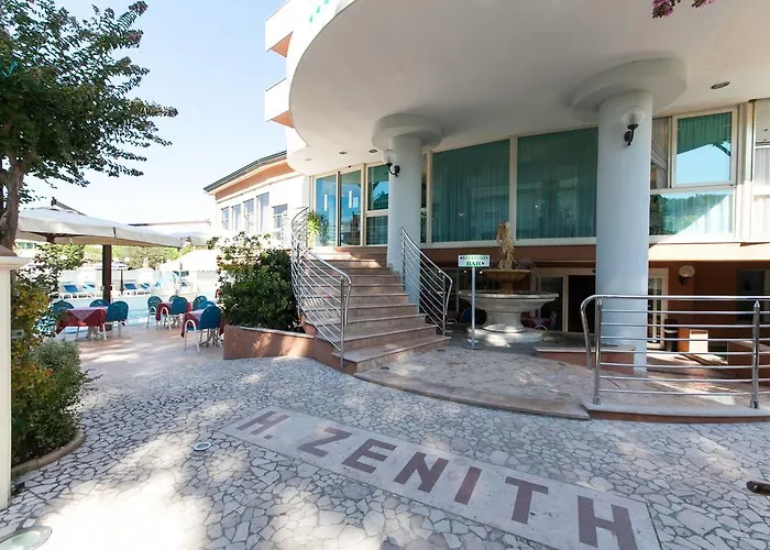 فندق Zenith تّشيرفييا