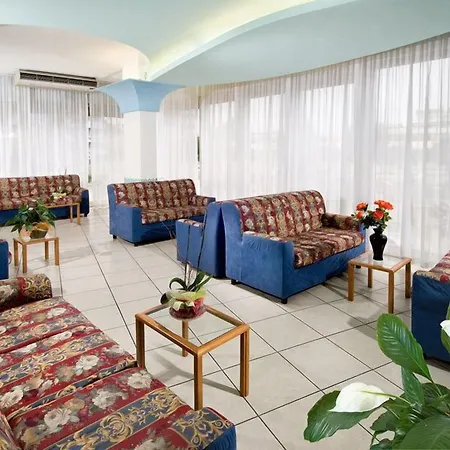 Zenith Hotell