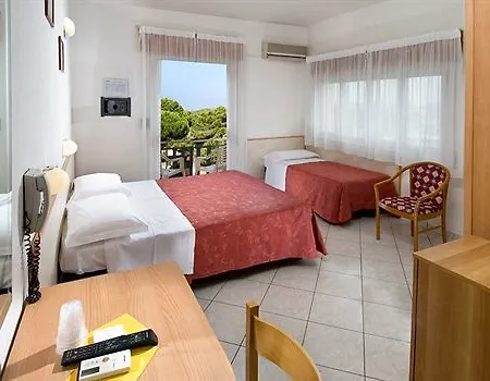 Zenith Hotel